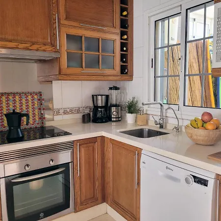 Casa Del Mar - Cozy House * אל מדאנו